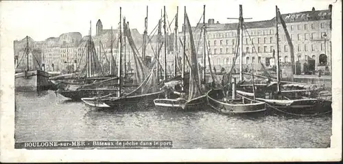 Boulogne-sur-Mer Kleinformat Bateaux Peche Port *