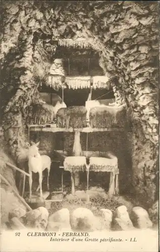 Clermont-Ferrand Grotte Hoehle Petrifiante *