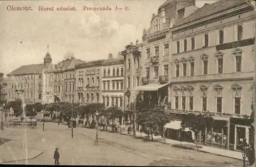 Olomouc Horni Namesti Promenada x