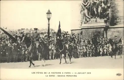 Paris Fete Victorie General Pershing *