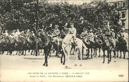 Paris Fete Victoire Avant Defile Marechaux Petain & Foch *