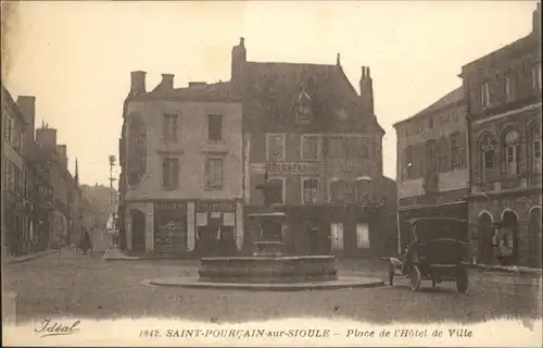 Saint-Pourcain-sur-Sioule Place Hotel de Ville *