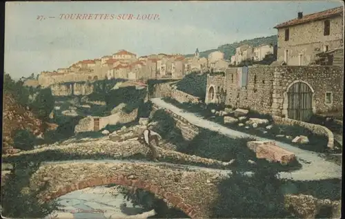 Tourrettes-sur-Loup  *