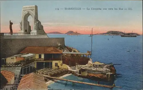 ww72298 Marseille Marseille Corniche Iles * Kategorie. Marseille Alte Ansichtskarten