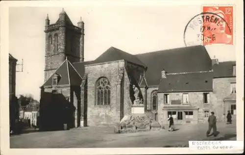 Rostrenen Place Eglise Monument x