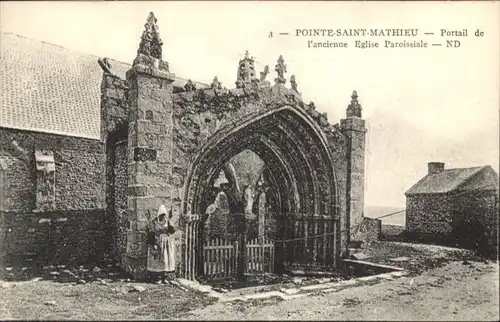 Kap Pointe de Saint-Mathieu Portail Ancienne Eglise Paroissiale *