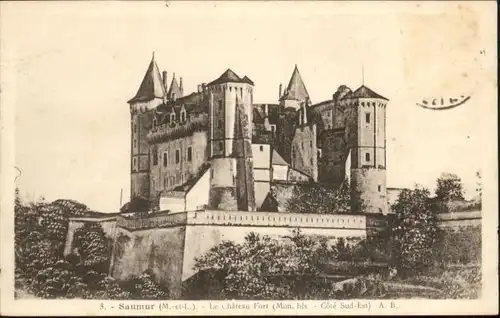 Saumur Chateau Fort *