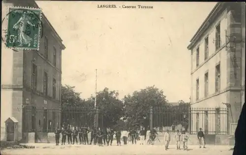 Langres Caserne Turenne Soldaten x