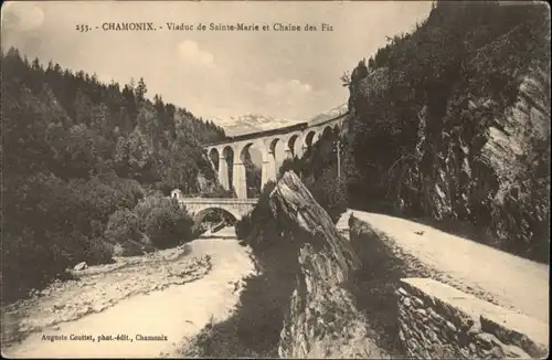 Chamonix-Mont-Blanc Viaduc Sainte-Marie Chaine Fiz *