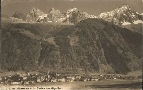 Chamonix-Mont-Blanc Chaine Aiguilles *