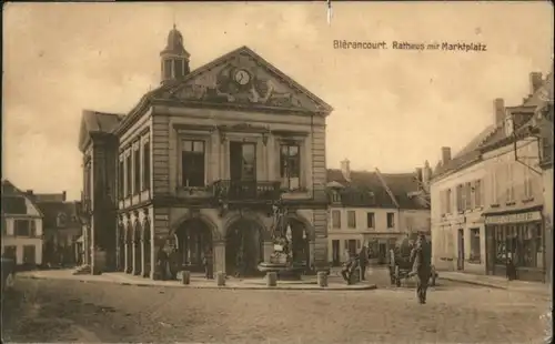 Blerancourt Rathaus Marktplatz x