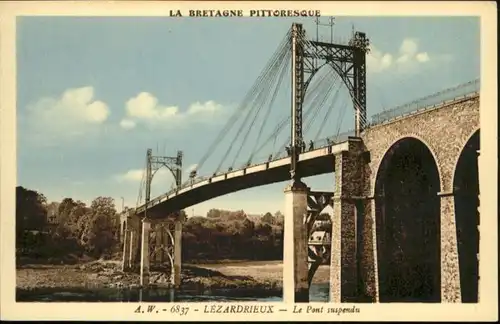 Lezardrieux Le Pont suspendu *