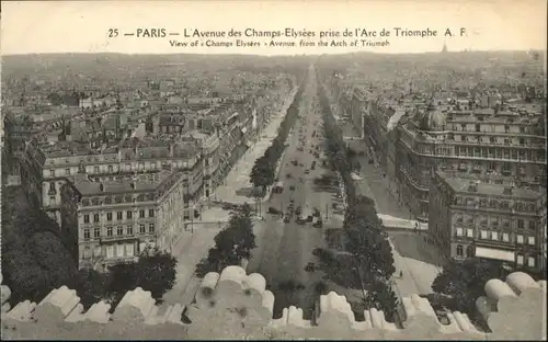 Paris L'Avenue des Champs-Elysees prise de l'Arc de Triomphe *