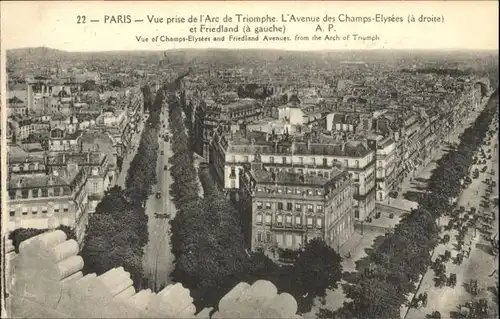 Paris L'Avenue des Champs-Elysees prise de l'Arc de Triomphe *
