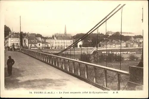 Tours Le Pont suspendu *