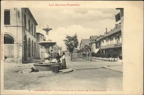 Lannemezan Fontaine Place Republique x