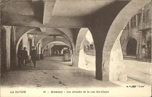 Annecy Haute Savoie Les Arcades de la rue Ste Claire Kat. Annecy