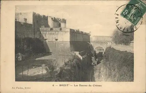 kk20138 Brest Finistere Le Douves du Chateau Kategorie. Brest Alte Ansichtskarten