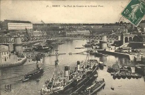 kk20139 Brest Finistere Le Port de Guerre et le Grand Pont bateau Kategorie. Brest Alte Ansichtskarten