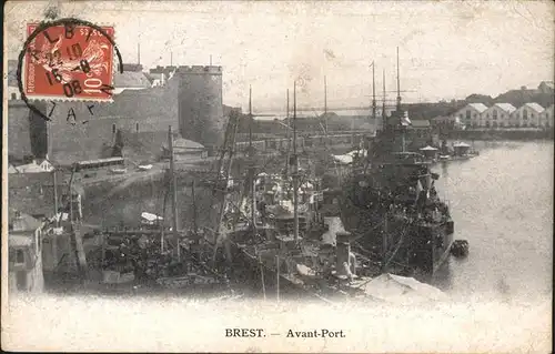kk20160 Brest Finistere Avant Port bateau Kategorie. Brest Alte Ansichtskarten
