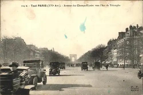 Paris Avenue des Champs Elysees vers l Arc de Triomphe Kat. Paris