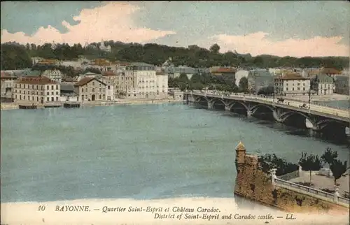 Bayonne Pyrenees Atlantiques Quartier Saint Esprit et Chateau Caradoc Kat. Bayonne