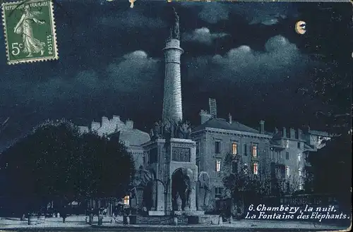 Chambery Savoie Fontaine des Elephants pendant la nuit im Mondschein Kat. Chambery