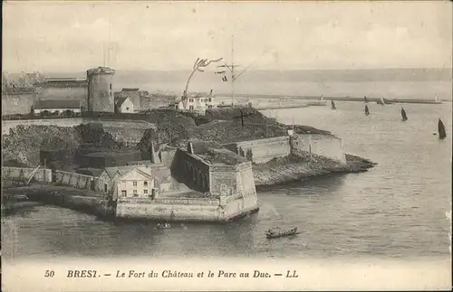 kk20384 Brest Finistere Fort du Chateau Parc au Duc Kategorie. Brest Alte Ansichtskarten