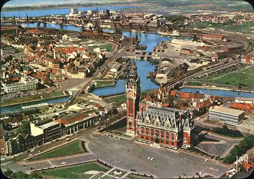 Calais Hotel de Ville et le Port vue aerienne Kat. Calais