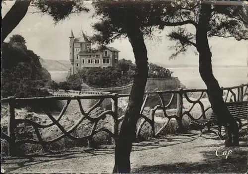 Biarritz Pyrenees Atlantiques Chateau basque vu a travers les Tamaris Schloss Kat. Biarritz