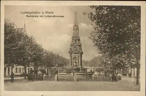 Ludwigshafen Rhein Marktplatz Luitpoldbrunnen Kat. Ludwigshafen am Rhein