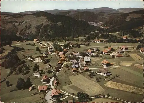 Haeusern Schwarzwald Fliegeraufnahme Kat. Haeusern