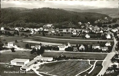 kk30607 Bad Soden Taunus Fliegeraufnahme Herzheilbad Kategorie. Bad Soden am Taunus Alte Ansichtskarten