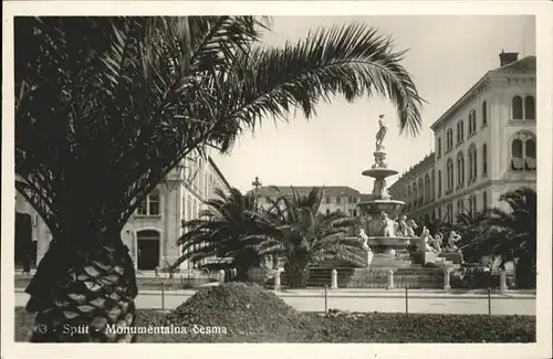 Split Monumentalna cesma Brunnen Skulptur Kat. Split