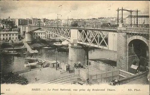 wz93571 Brest Finistere Le Pont National vue prise du Boulevad Thiers Kategorie. Brest Alte Ansichtskarten