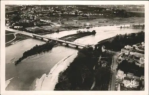 Vichy Allier Les nouveaux parcs et perspective du pont Photo aerienne Kat. Vichy