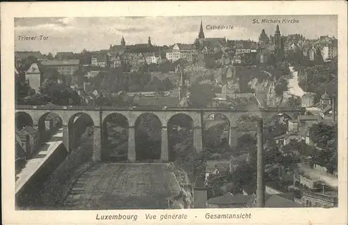 Luxembourg Luxemburg Vue generale Trierer Tor Cathedrale St. Michels Kirche Viadukt / Luxembourg /