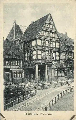 Hildesheim Pfeilerhaus Fachwerkhaus / Hildesheim /Hildesheim LKR