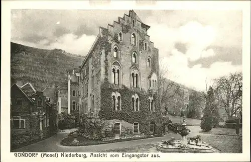 Gondorf Mosel Niederburg Schloss Liebig Brunnen / Kobern-Gondorf /Mayen-Koblenz LKR