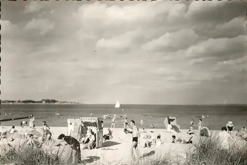 Eckernfoerde Strandkoerbe Strandleben Kat. Eckernfoerde