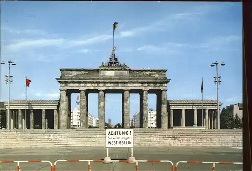 Brandenburgertor Berlin Warnschild West Berlin Kat. Gebude und Architektur