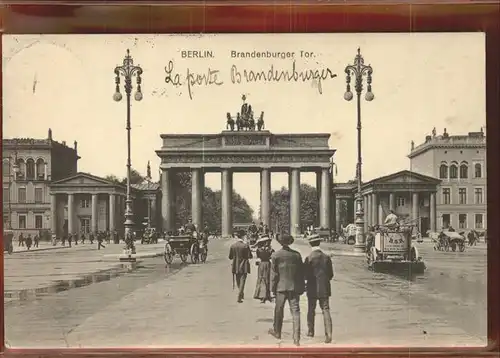 Brandenburgertor Berlin Pferdekutschen  Kat. Gebude und Architektur