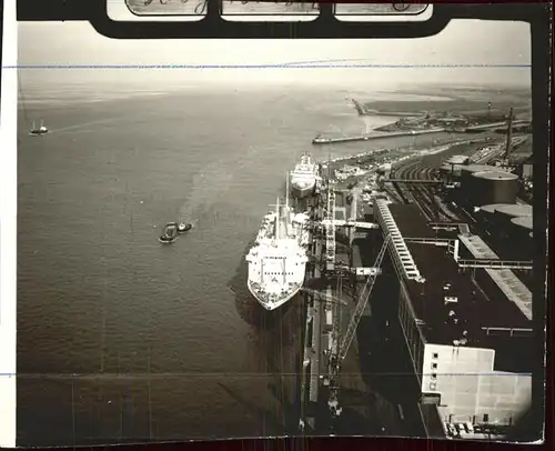 Dampfer Oceanliner Bremerhaven Fliegeraufnahme Kat. Schiffe