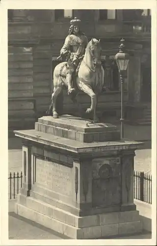 Denkmal Kurfuersten Johann Wilhelm Marktplatz Duesseldorf / Denkmaeler /