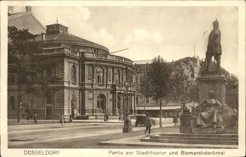 Theatergebaeude Bismarckdenkmal Duesseldorf Kat. Gebaeude