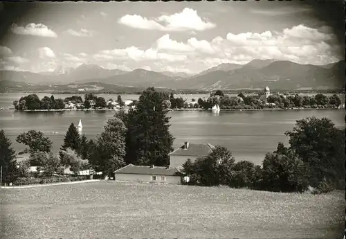 Chiemsee Fraueninsel mit Kloster Frauenwoerth Chiemgauer Alpen Kat. Chiemsee