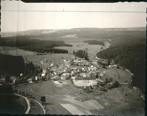 Friedenweiler Hoehenluftkurort Wintersportplatz Schloss Kinderheilstaette Fliegeraufnahme Kat. Friedenweiler