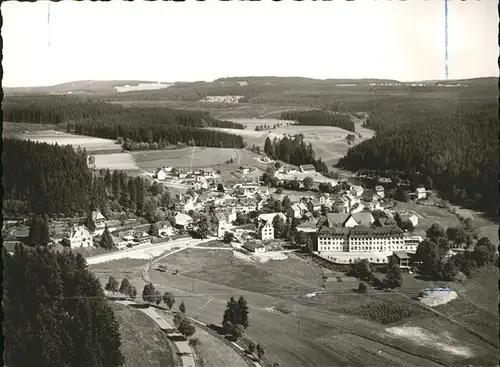 Friedenweiler Hoehenluftkurort Wintersportplatz Schloss Kinderheilstaette Fliegeraufnahme Kat. Friedenweiler