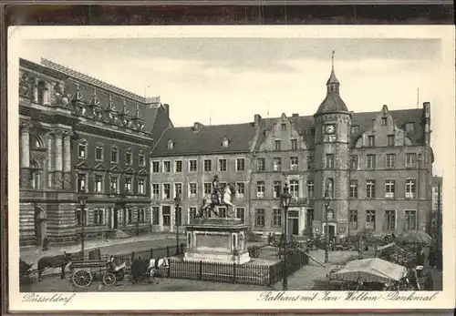 Duesseldorf Rathaus mit Jan Wellem Denkmal Pferdewagen Kat. Duesseldorf