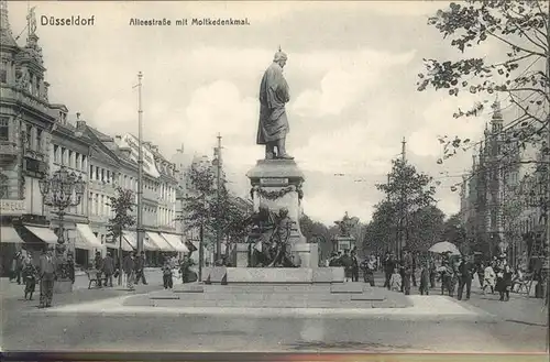 Duesseldorf Alleestrasse mit Moltkedenkmal Kat. Duesseldorf